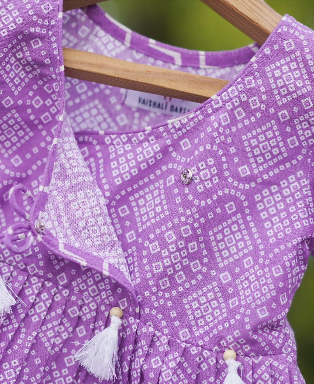 Playful Peplum Delight: Kurta & Dhoti Set (Set of 2)