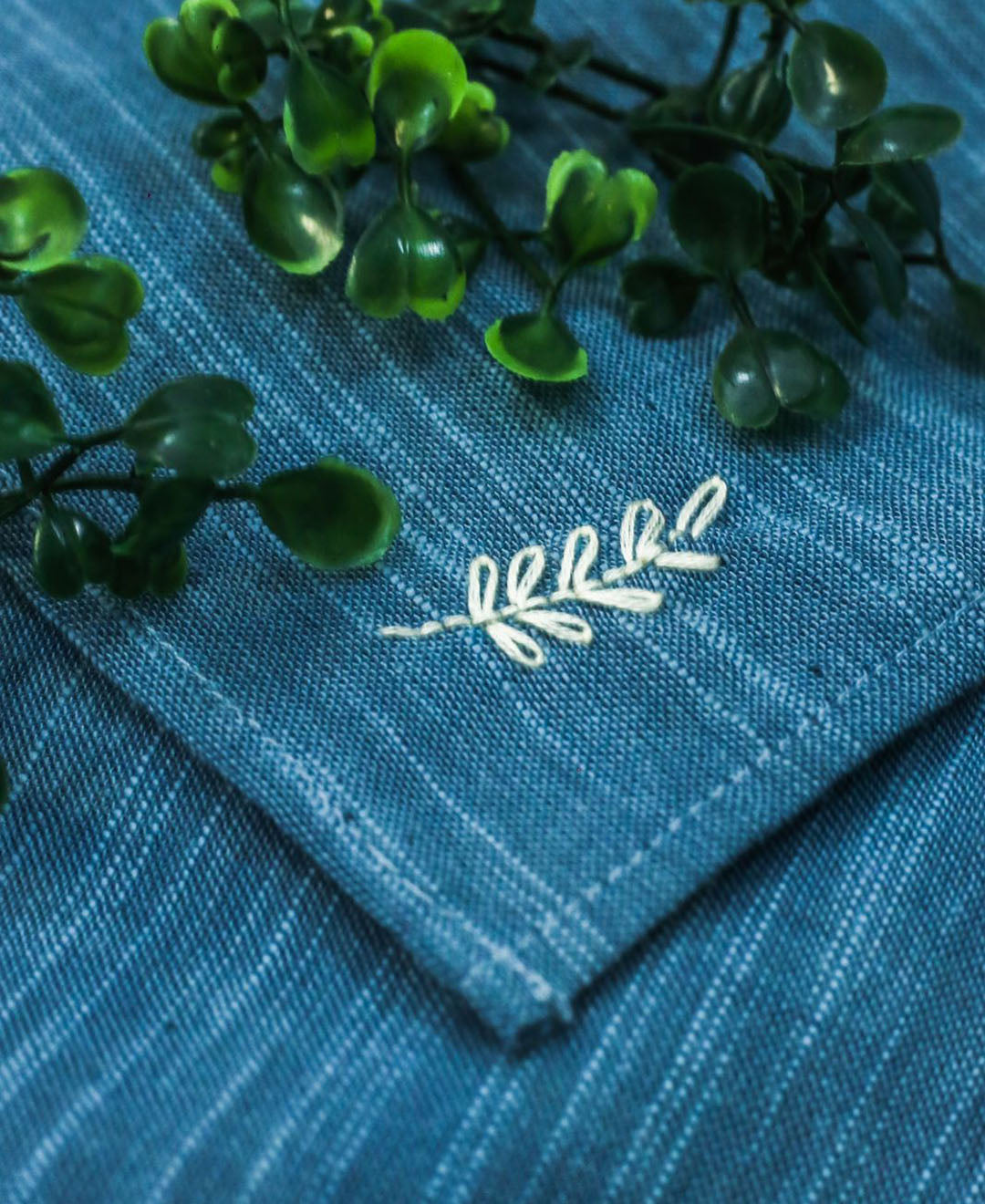 Handwoven Leaf Co-ord Set (Set of 2)