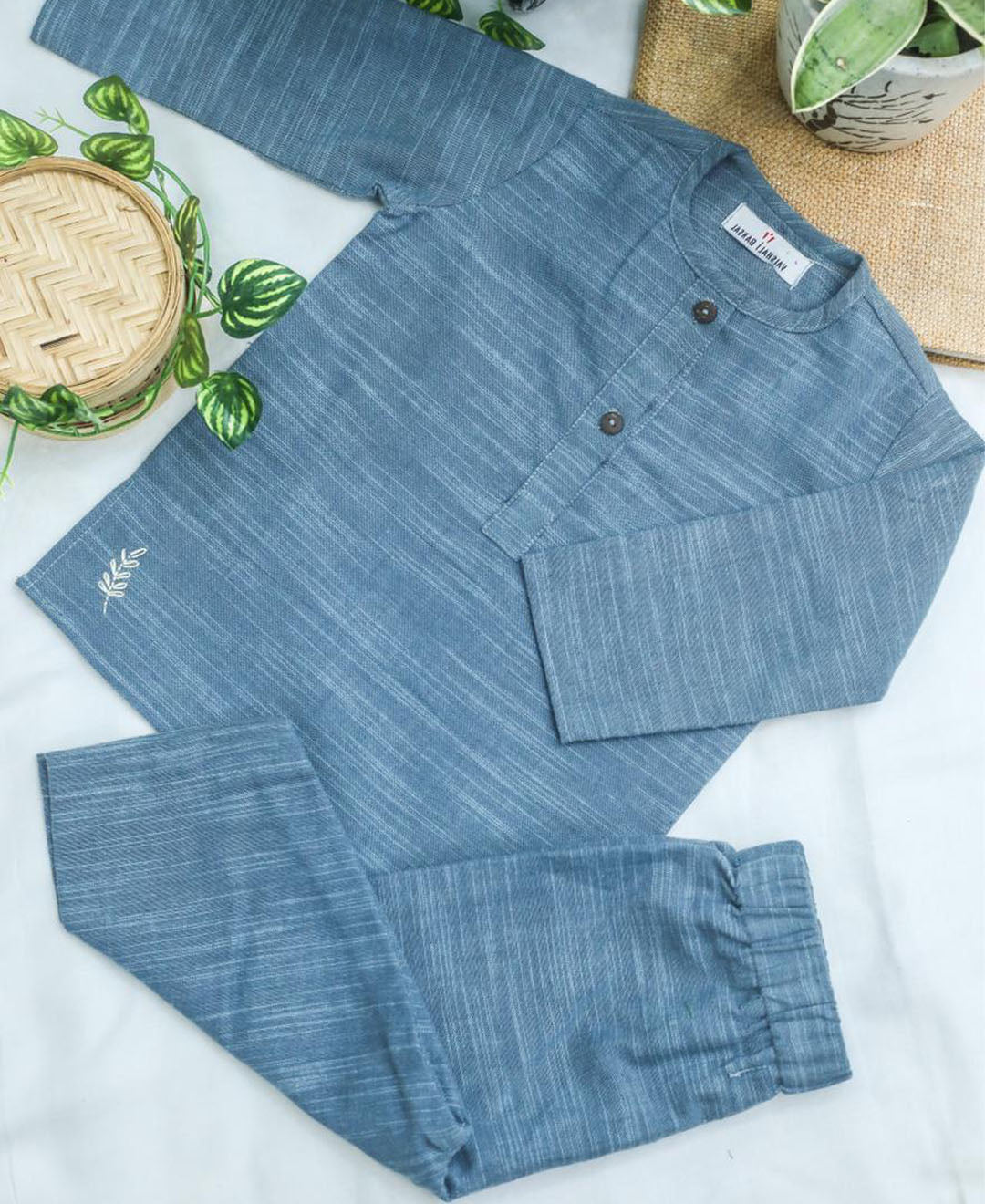 Handwoven Leaf Co-ord Set (Set of 2)